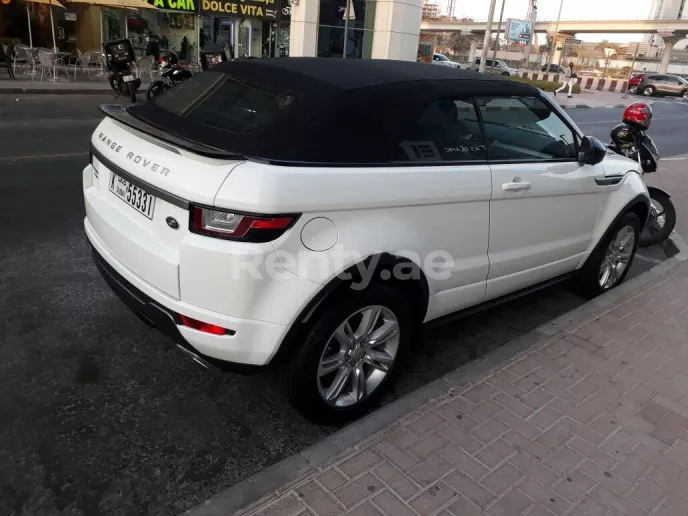Range Rover Evoque (Wei&szlig;), 2018  zur Miete in Dubai