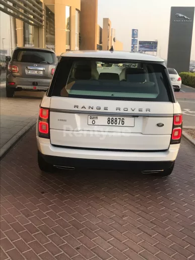 Range Rover Vogue (White), 2019 for rent in Dubai