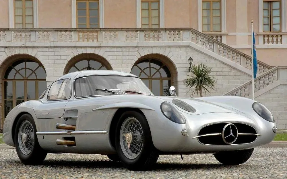 Mercedes-Benz 300 SLR Gullwing Uhlenhaut