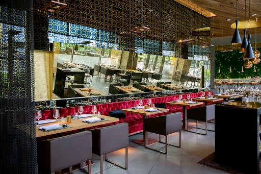 99 Sushi Bar & Restaurant