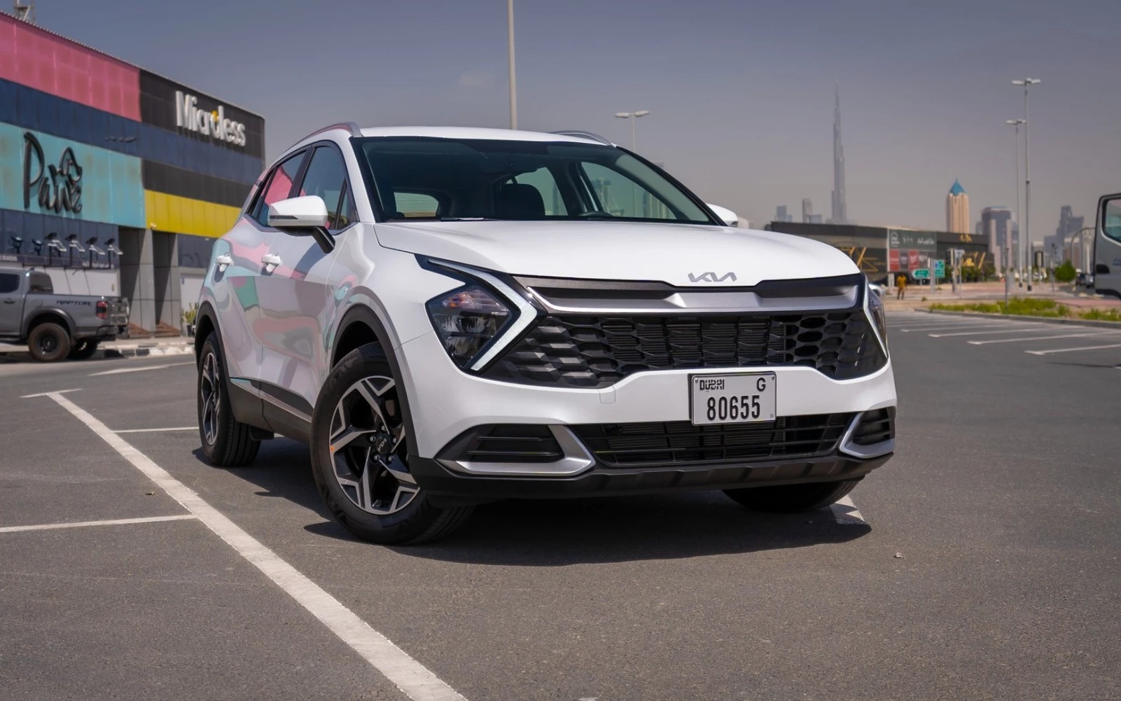 KIA Sportage (Белый)