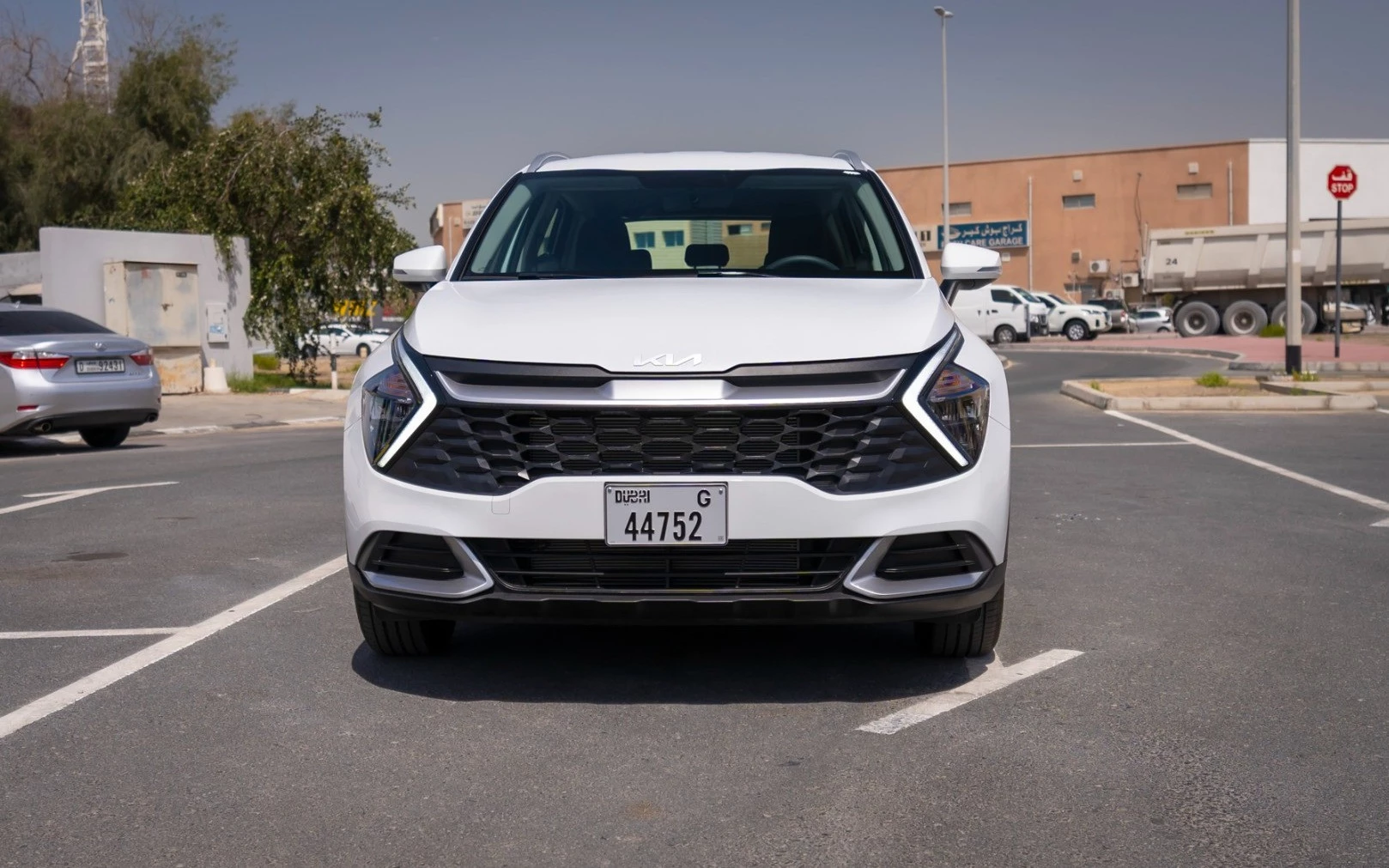 KIA Sportage (Белый)