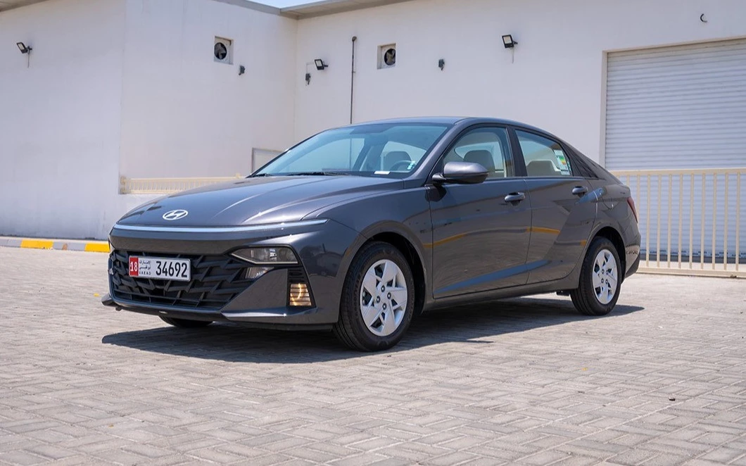 Hyundai Accent (Grau)