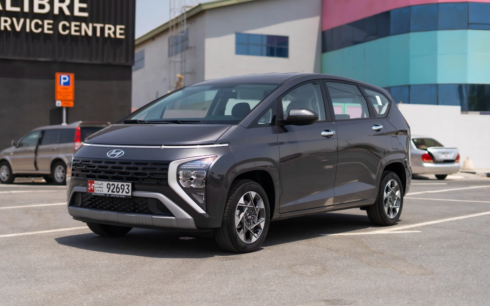 Hyundai Stargazer (Grey)