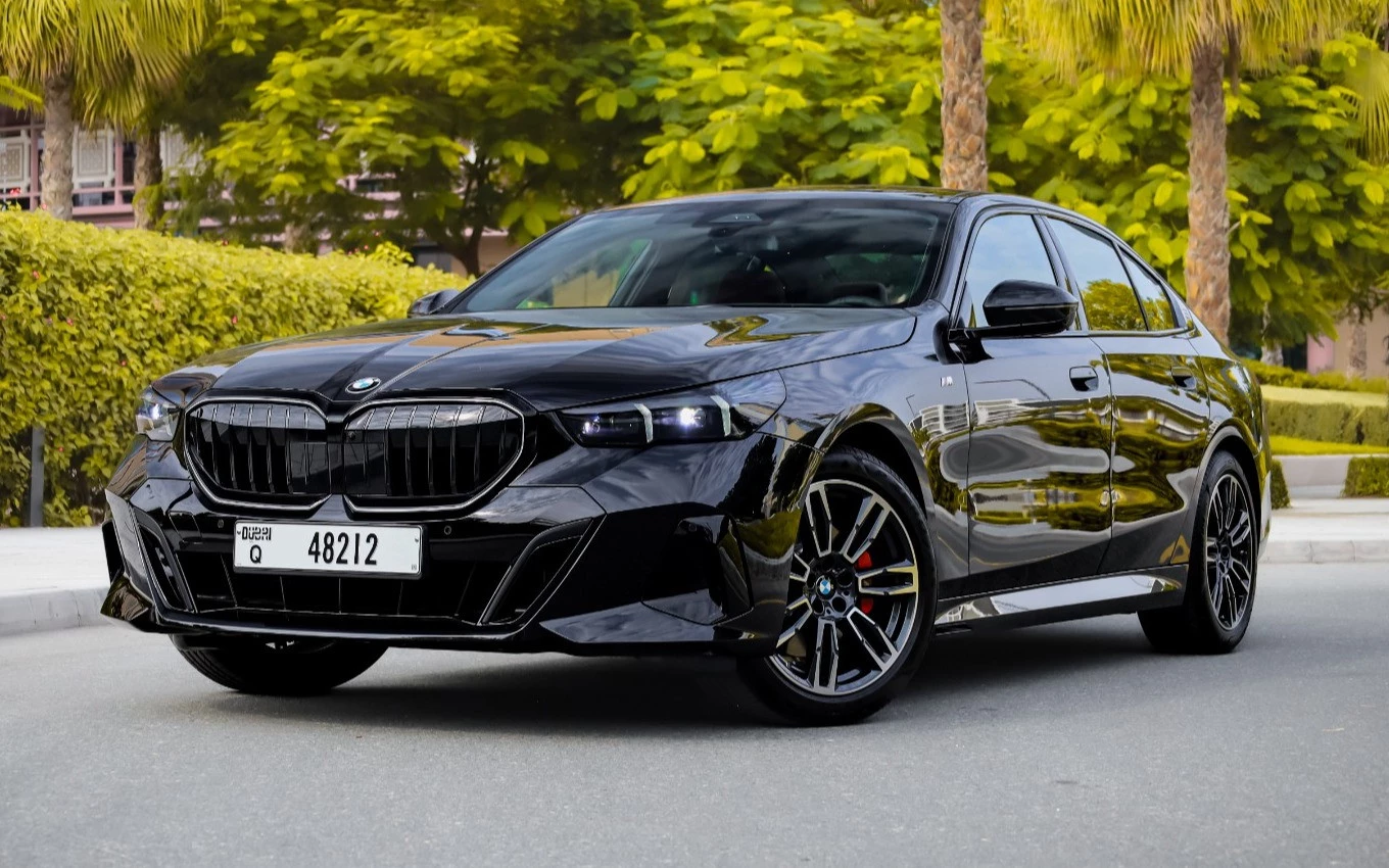 BMW 520i (Черный)