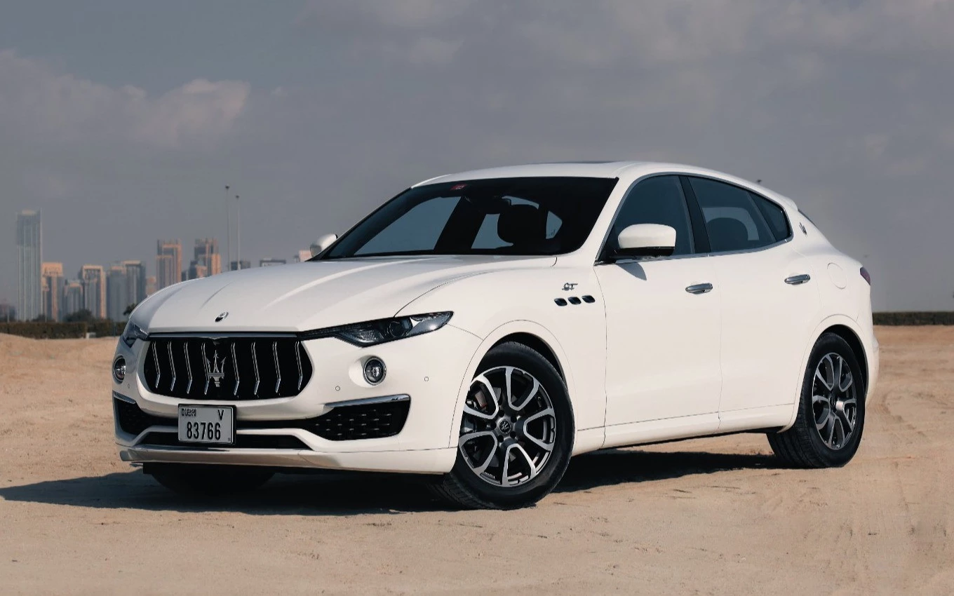 Maserati Levante (Белый)