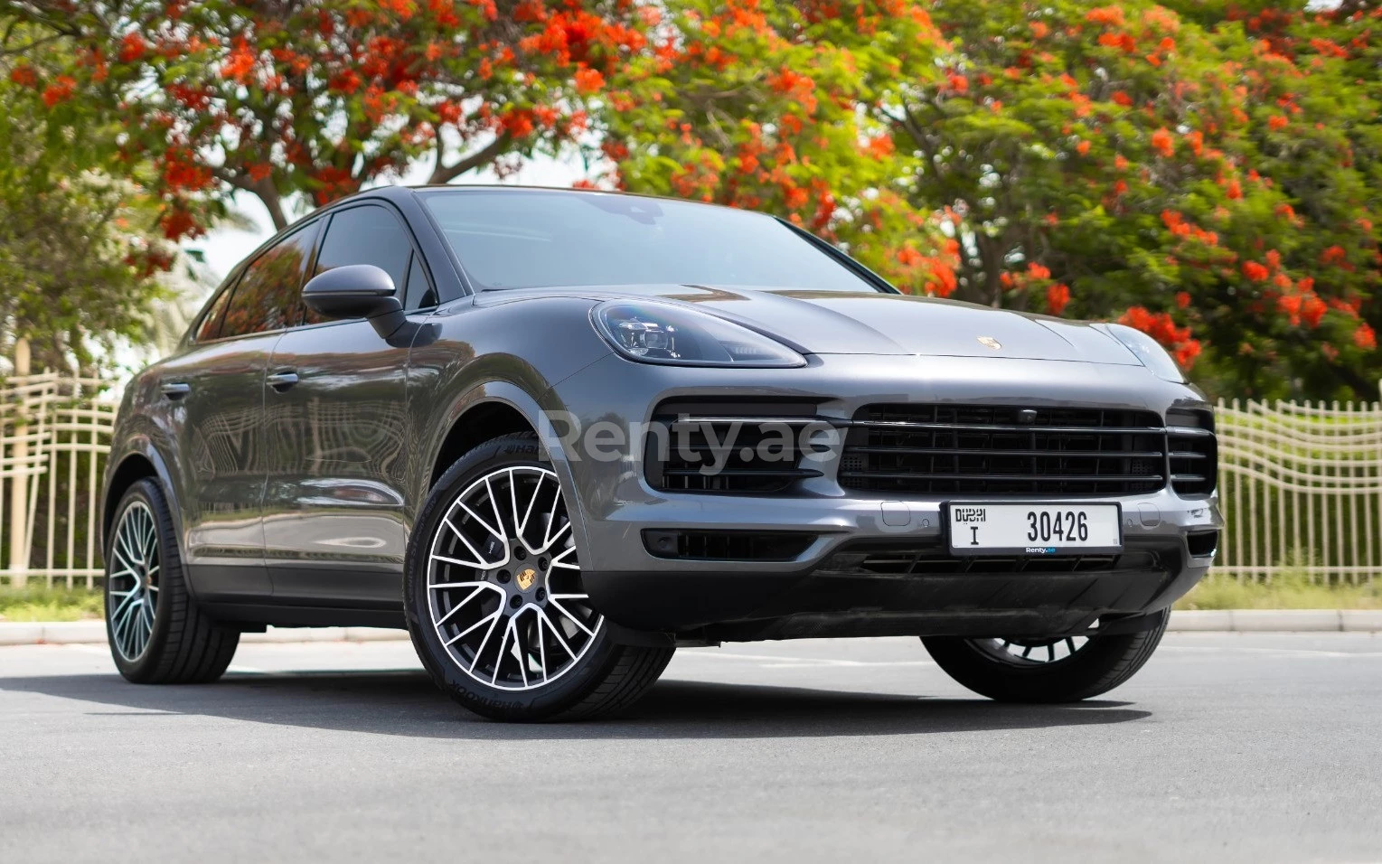 Porsche Cayenne Coupe (Серый)