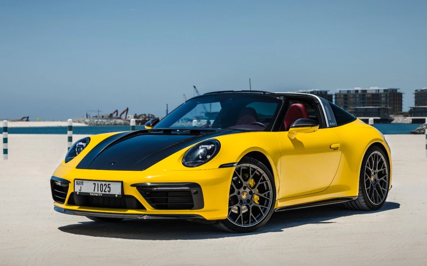 Porsche 911 Carrera (Желтый)