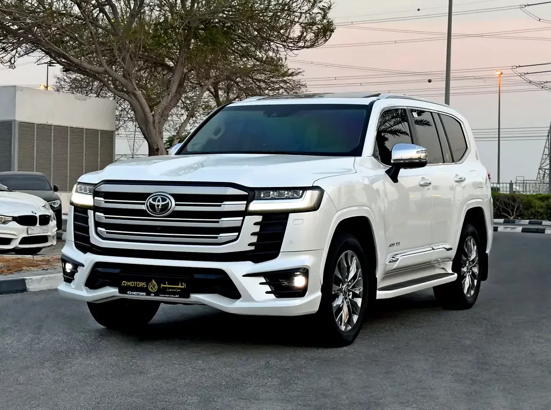 Toyota Land Cruiser (Beyaz)