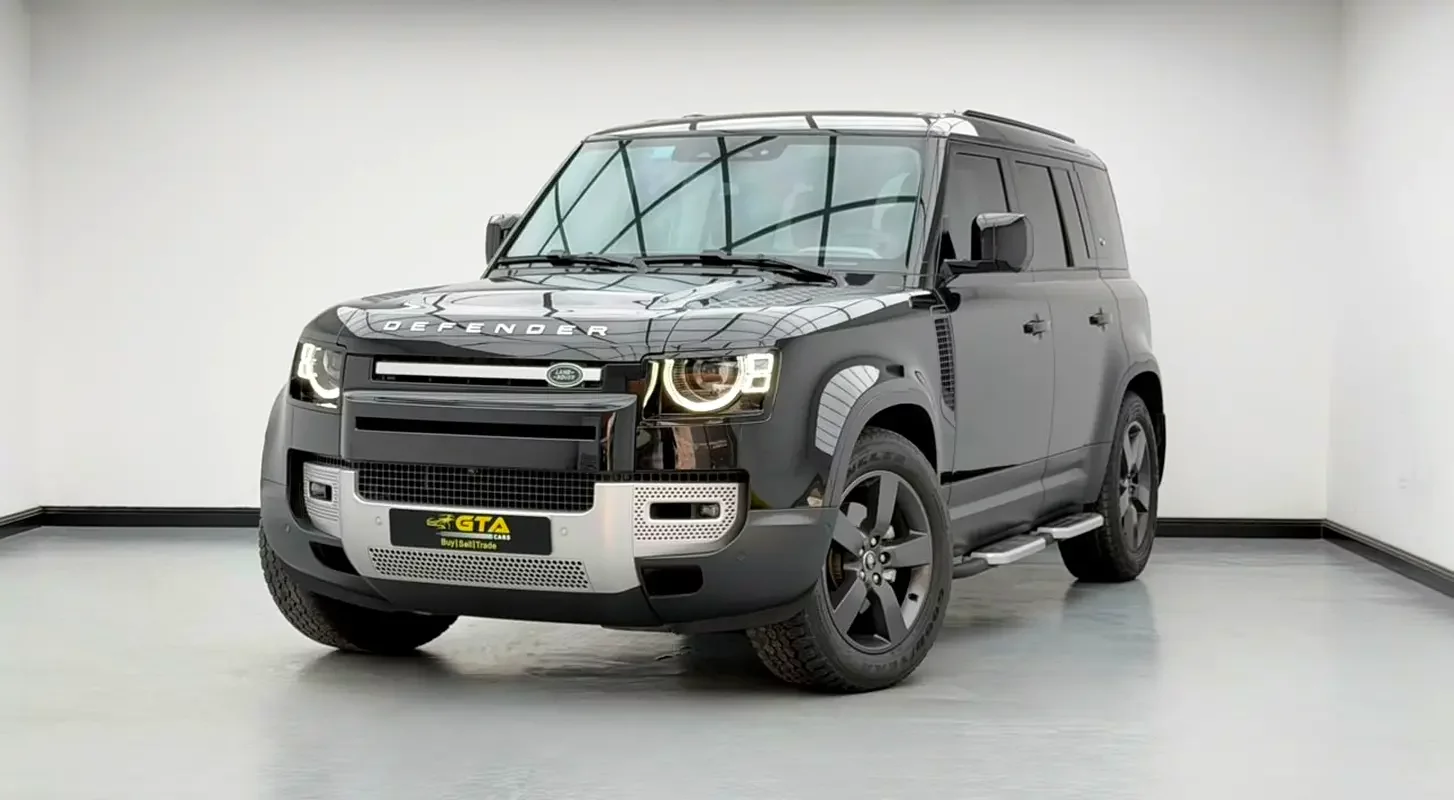 Land Rover Defender (Siyah)