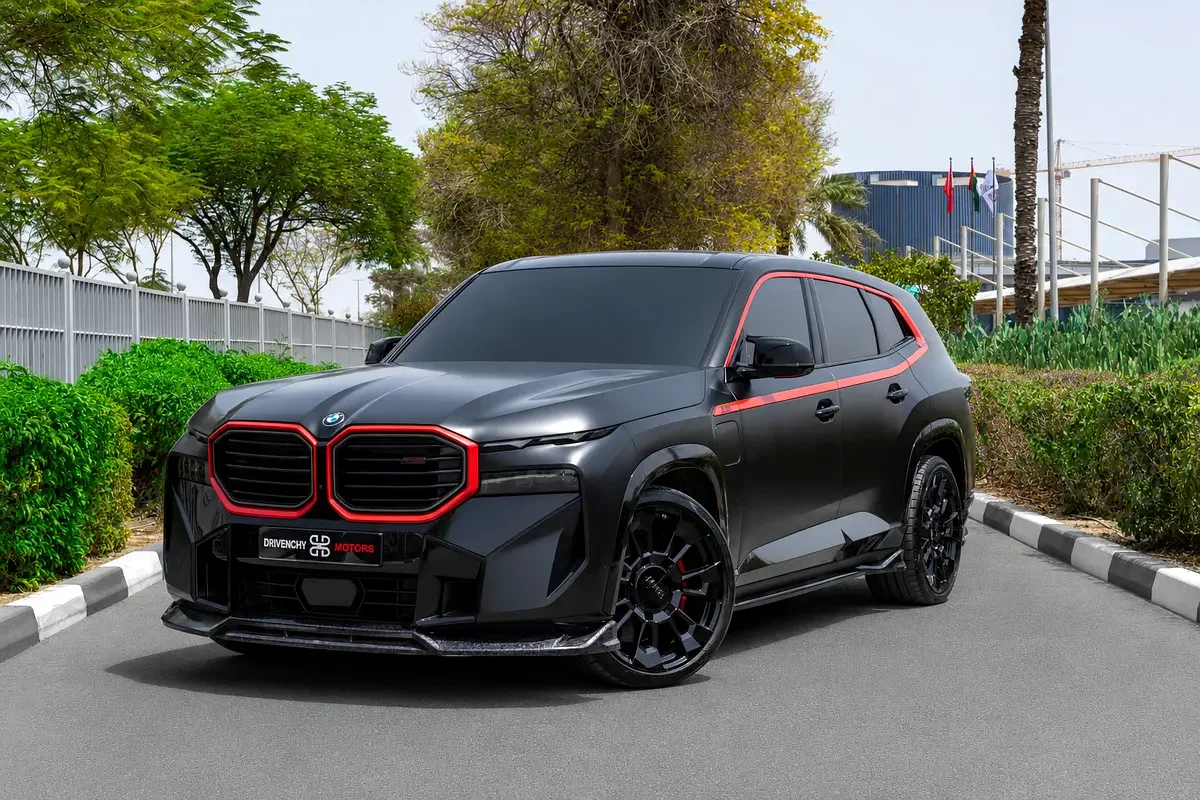 BMW XM (Siyah)