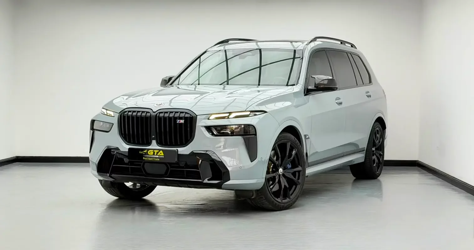 BMW X7 (Grey)