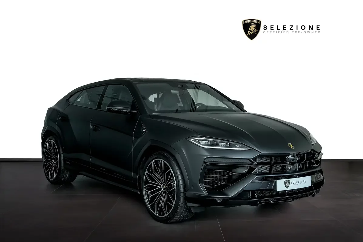 Lamborghini Urus (Black)