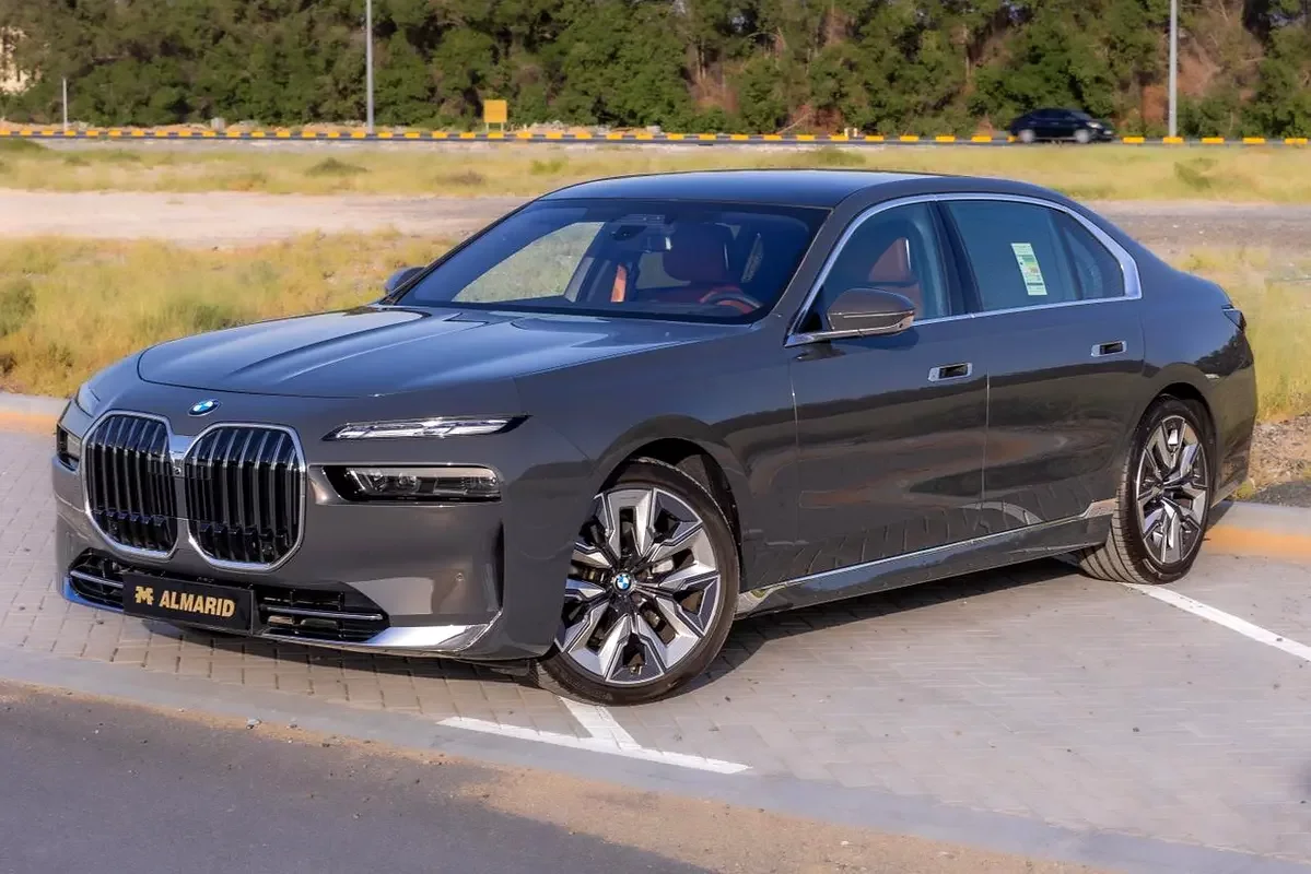 BMW 7 Série (Grise)