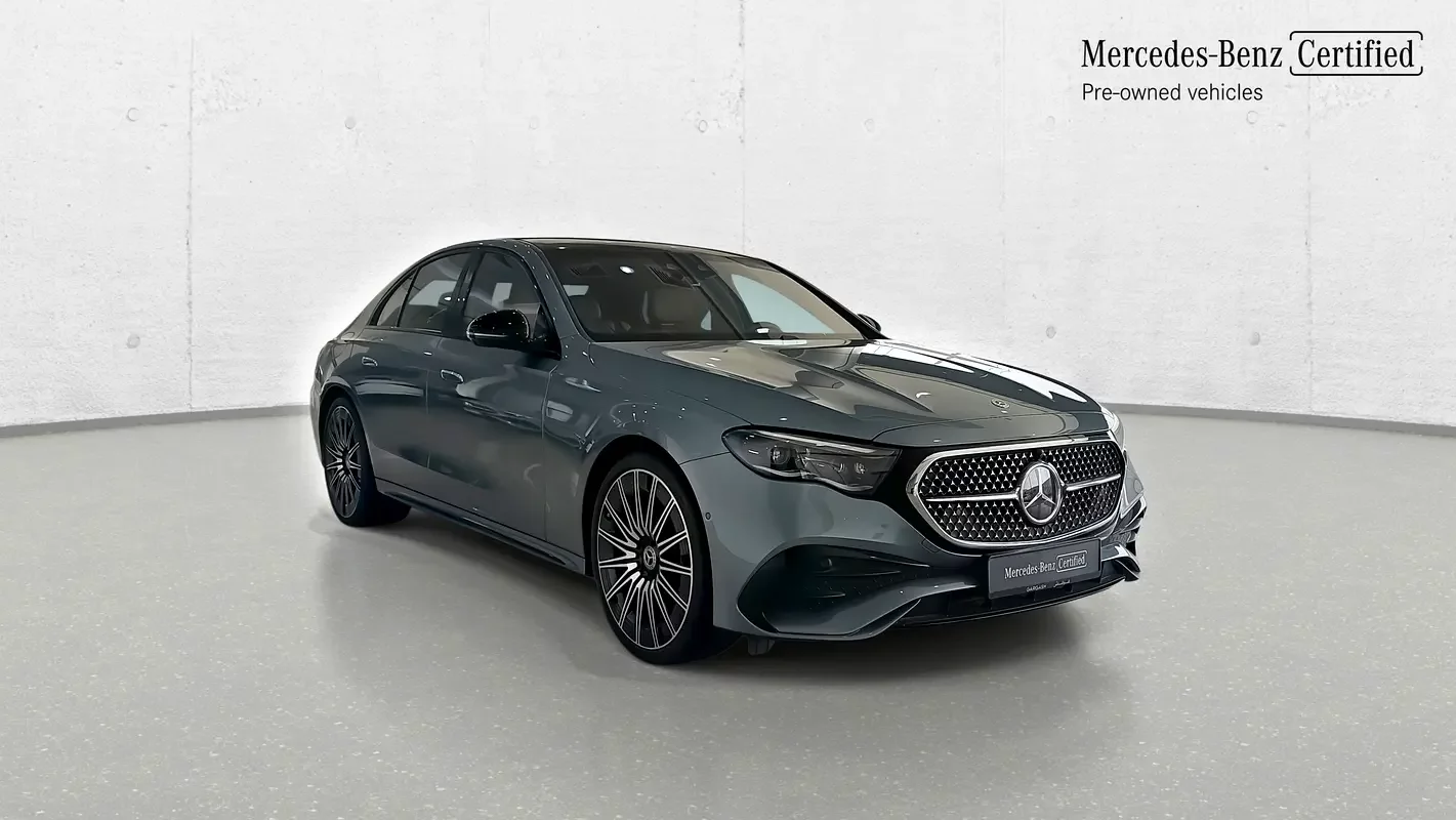 Mercedes E-Klasse (Silber)