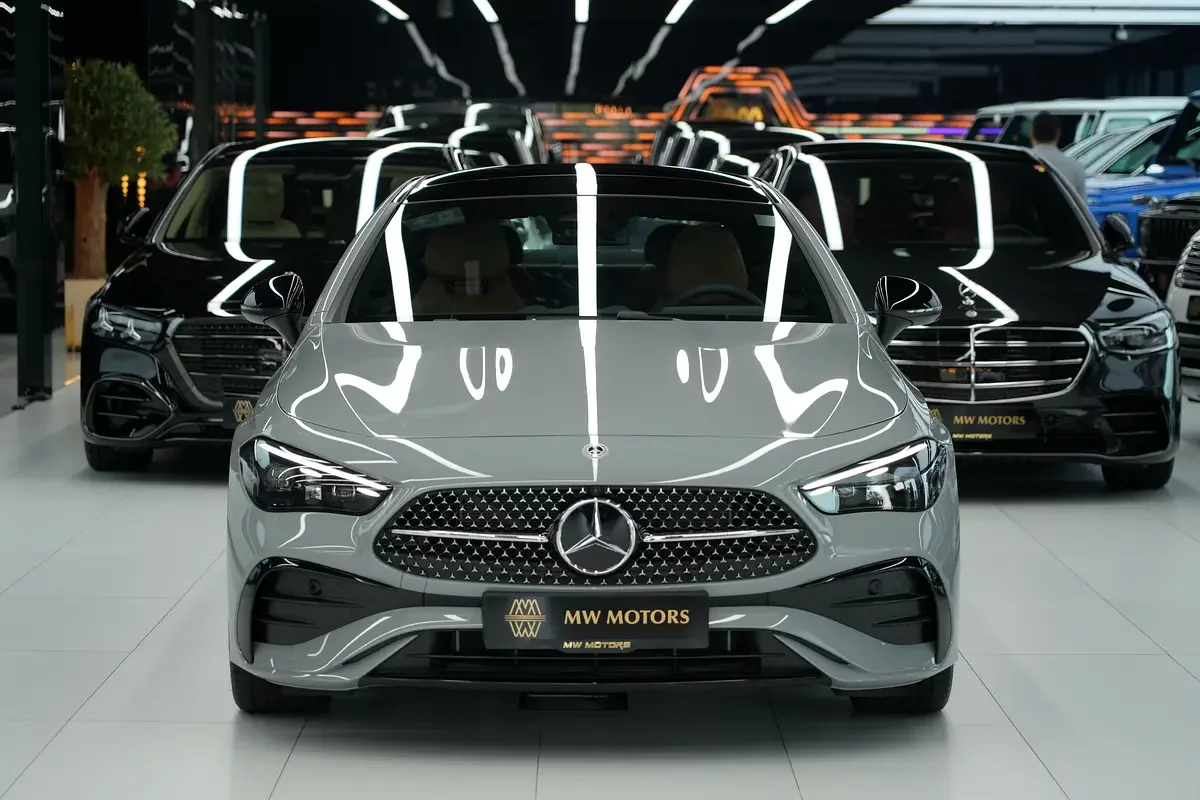 Mercedes CLE-Klasse (Grau)