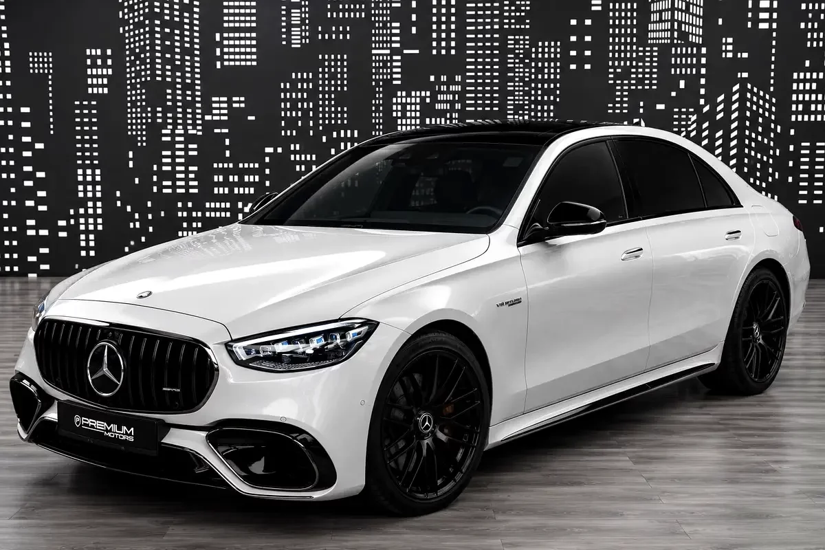 Mercedes S Class (White)