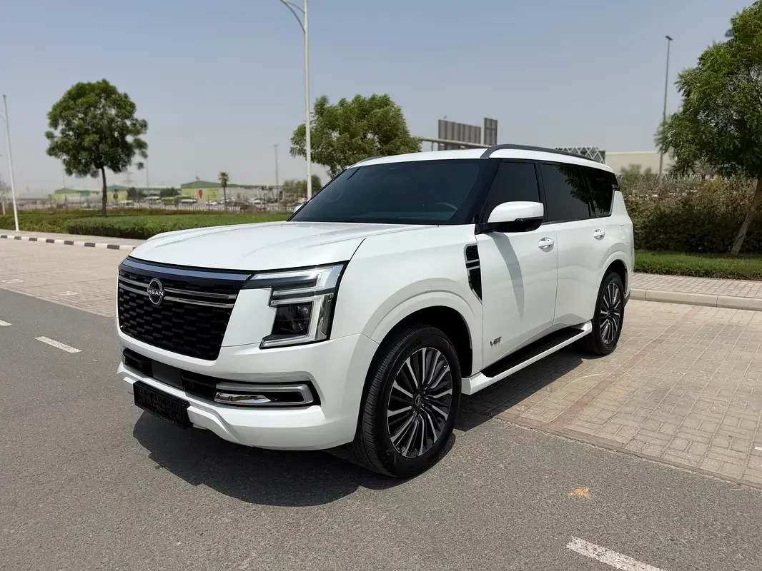 Nissan Patrol (White)