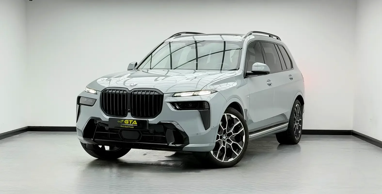 BMW X7 (Grey)
