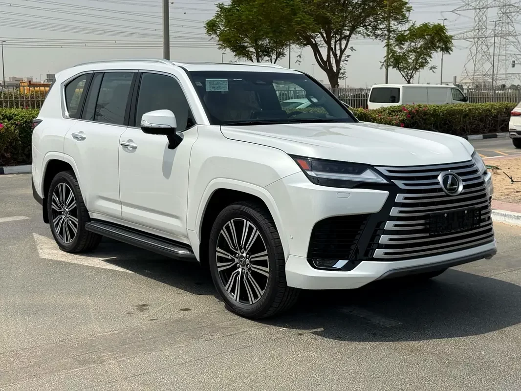 Аренда Lexus LX-Series LX 700h Signature в Дубай