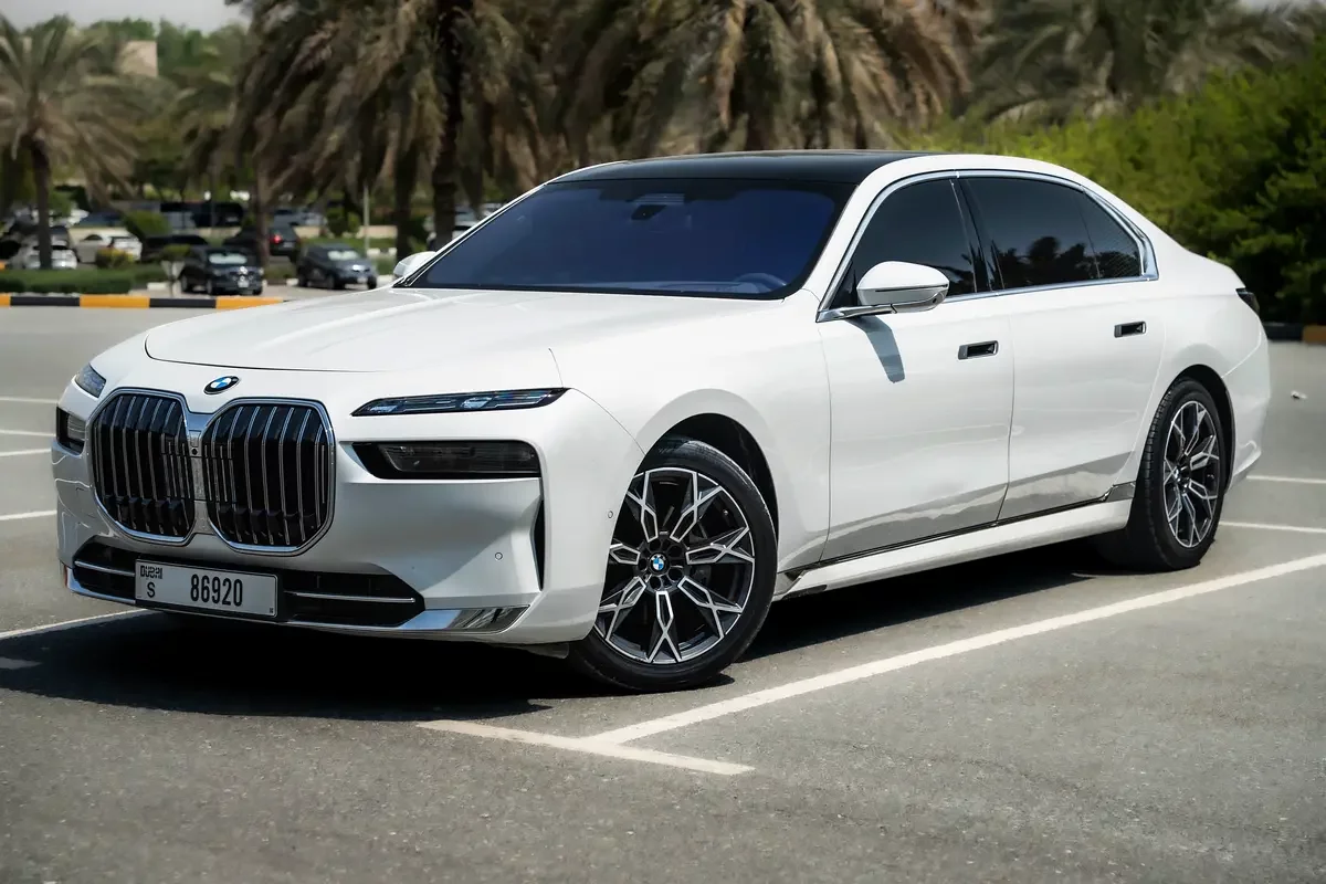 BMW 7 Serisi (Beyaz)