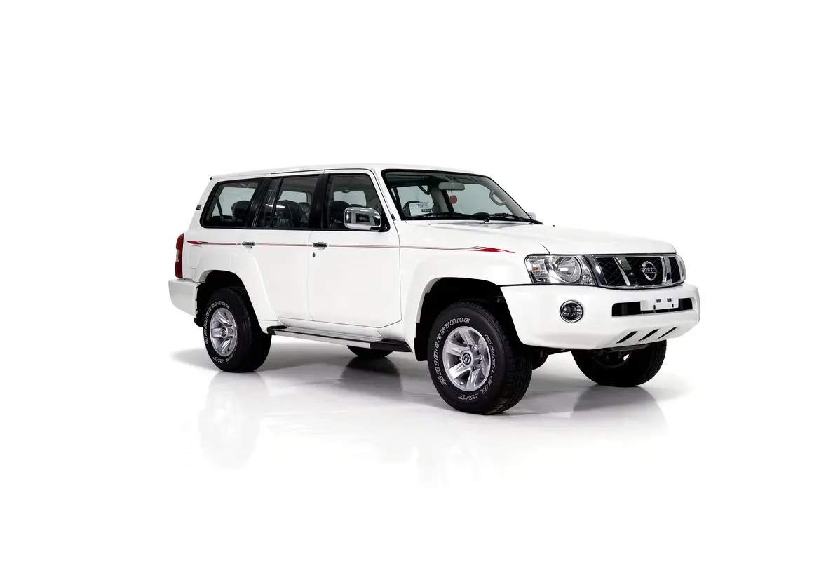 Nissan Patrol (White)