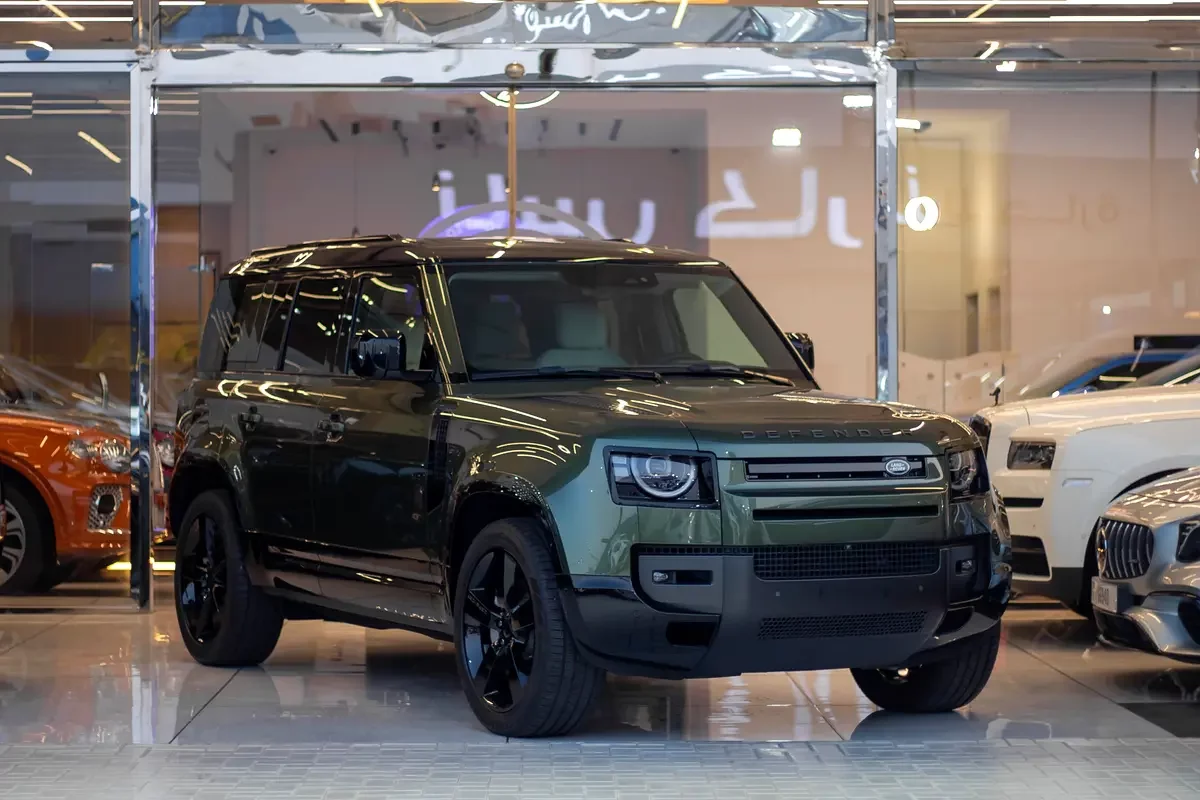 Land Rover Defender (Green)