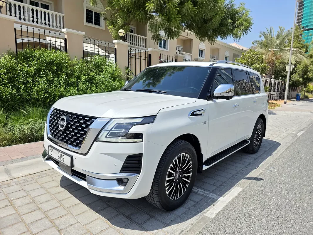 Nissan Patrol (White)