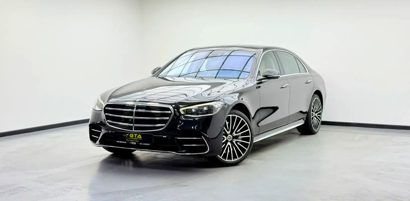 Mercedes S Class (Black)