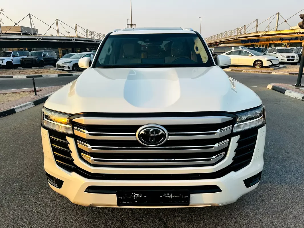 Toyota Land Cruiser (Beyaz)