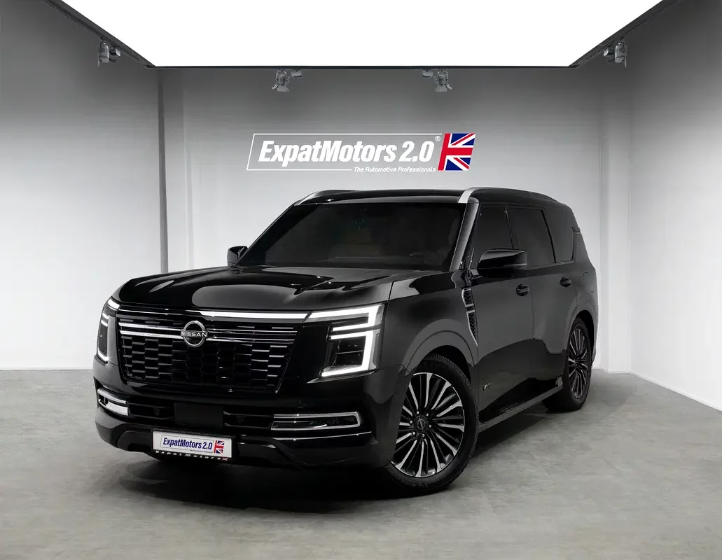 Nissan Patrol (Black)