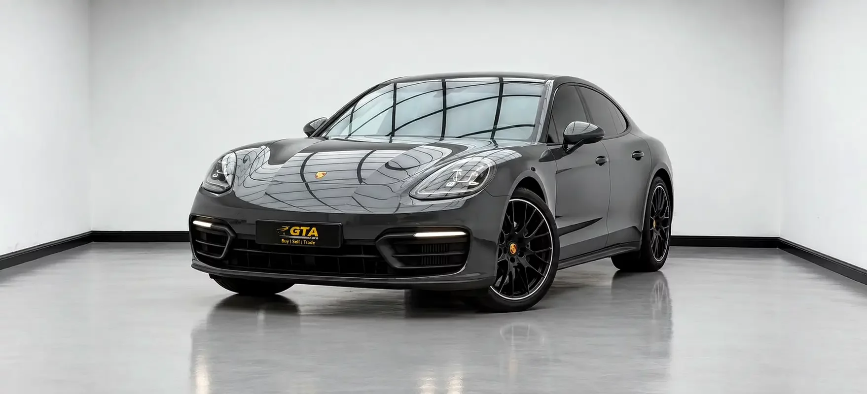 Porsche Panamera (Gris)