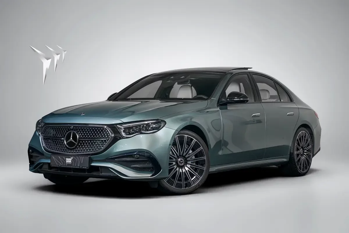 Mercedes E Class (Plata)