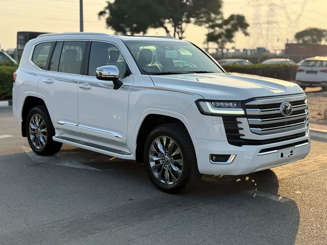 Toyota Land Cruiser (Beyaz)