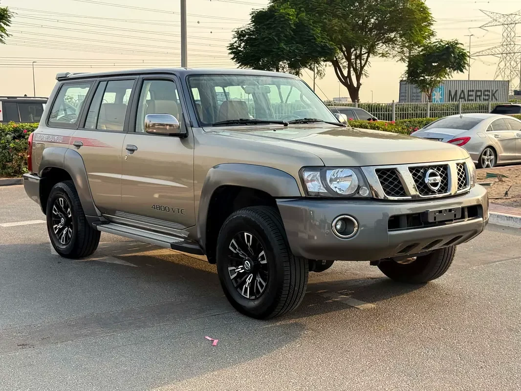 Nissan Patrol (Kahverengi)