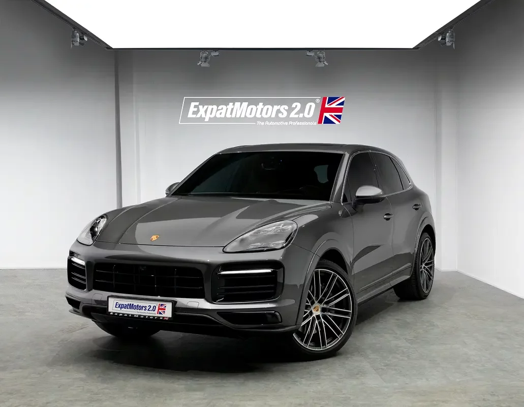 Porsche Cayenne (Gri)
