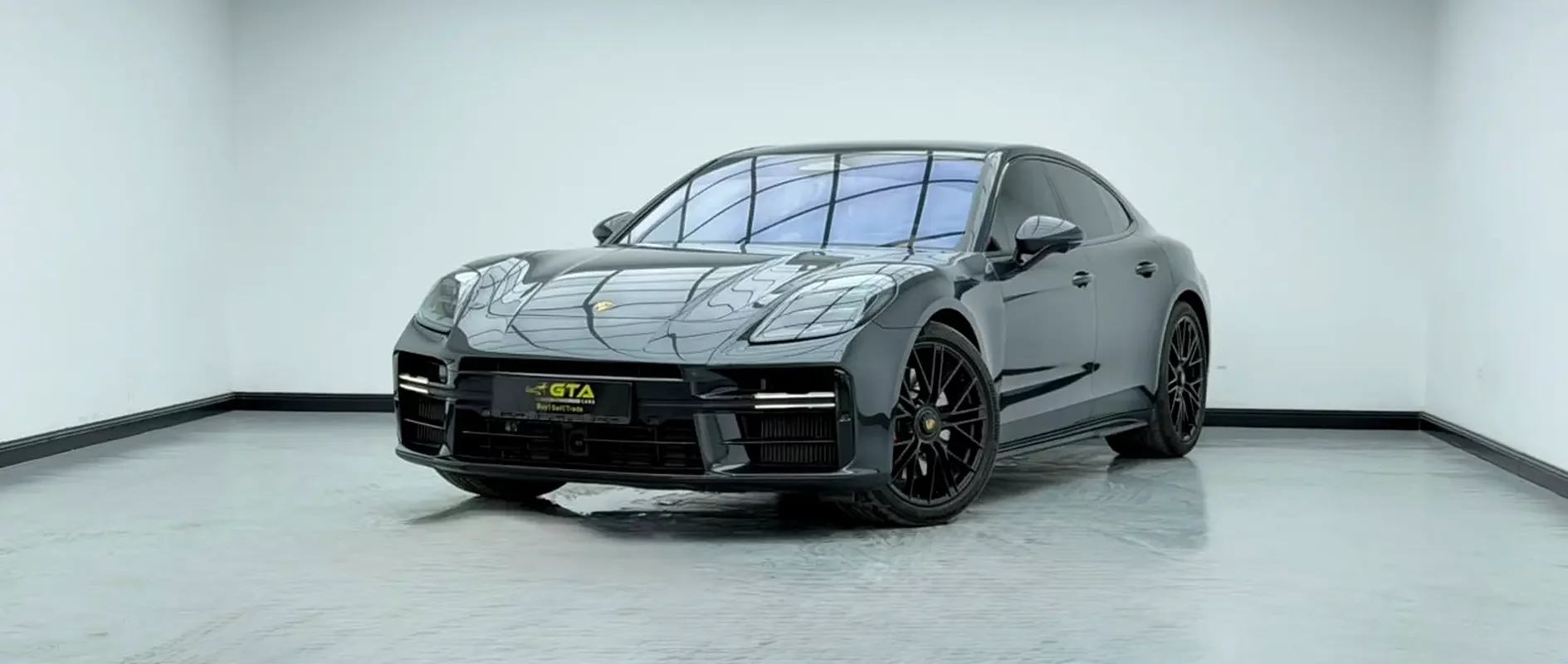 Porsche Panamera (Gri)