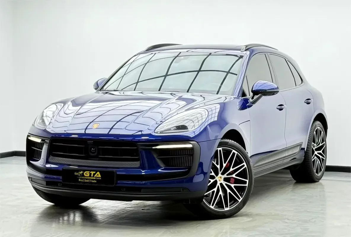 Porsche Macan (Mavi)