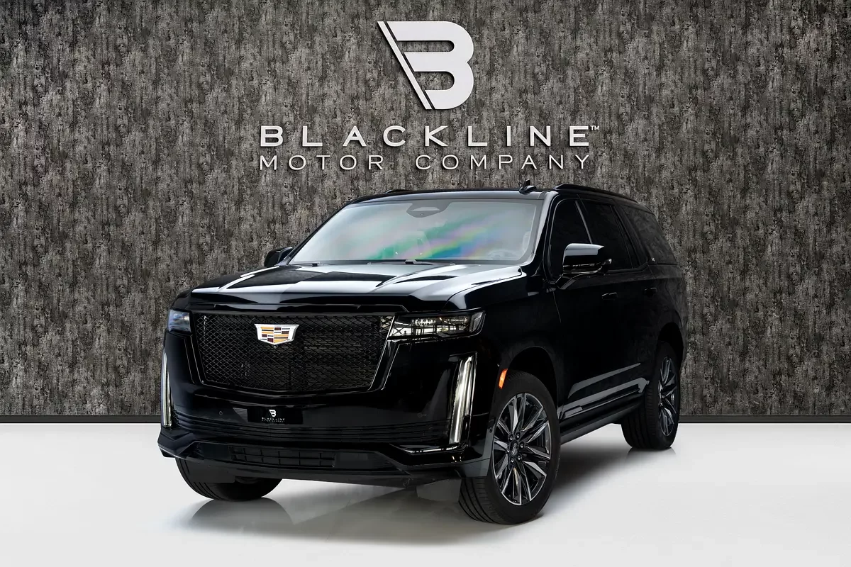 Cadillac Escalade (Black)