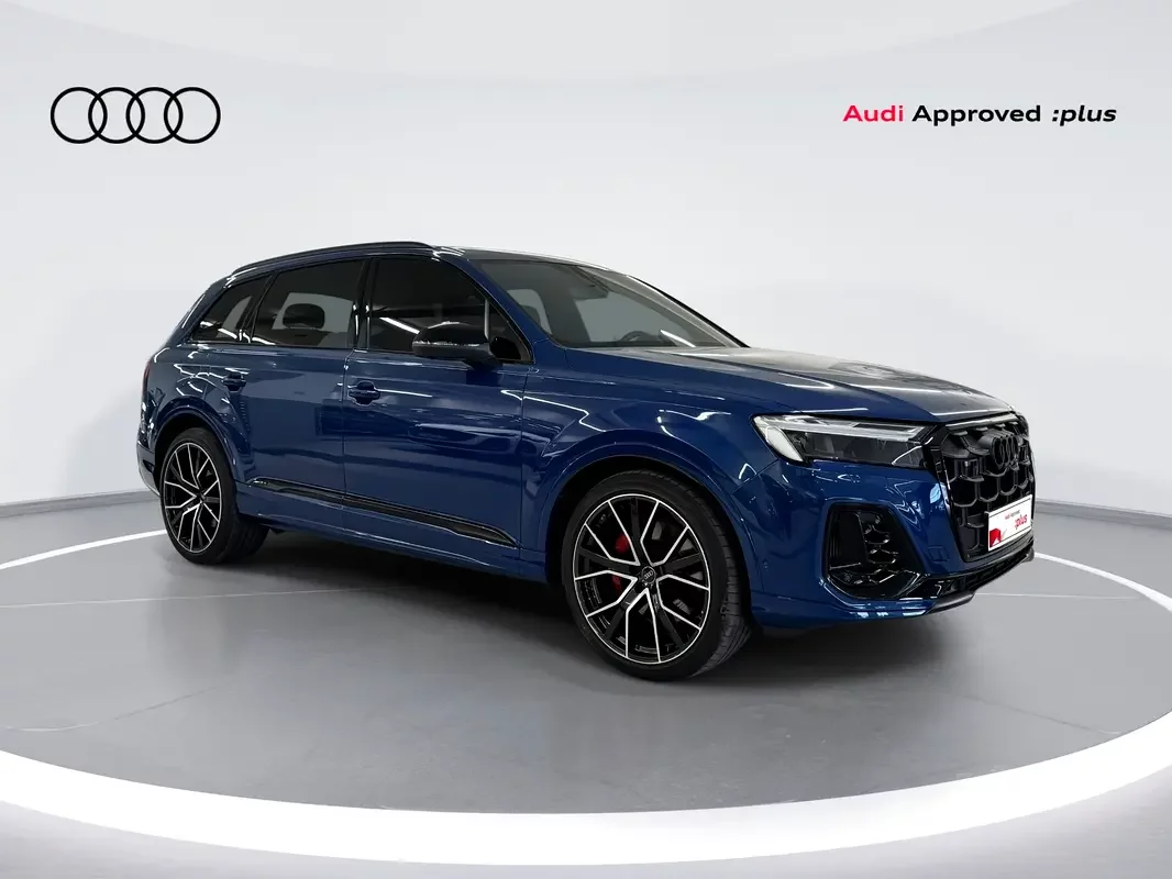 Audi Q7 (Blue)