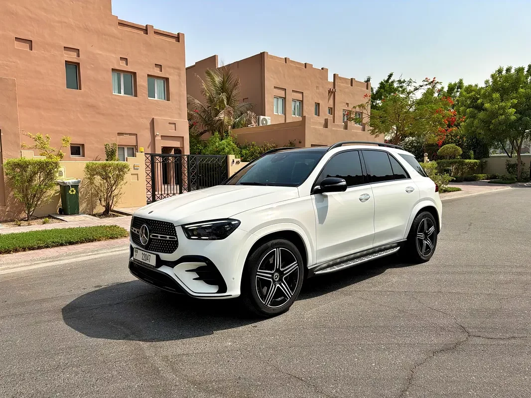 Mercedes GLE (White)