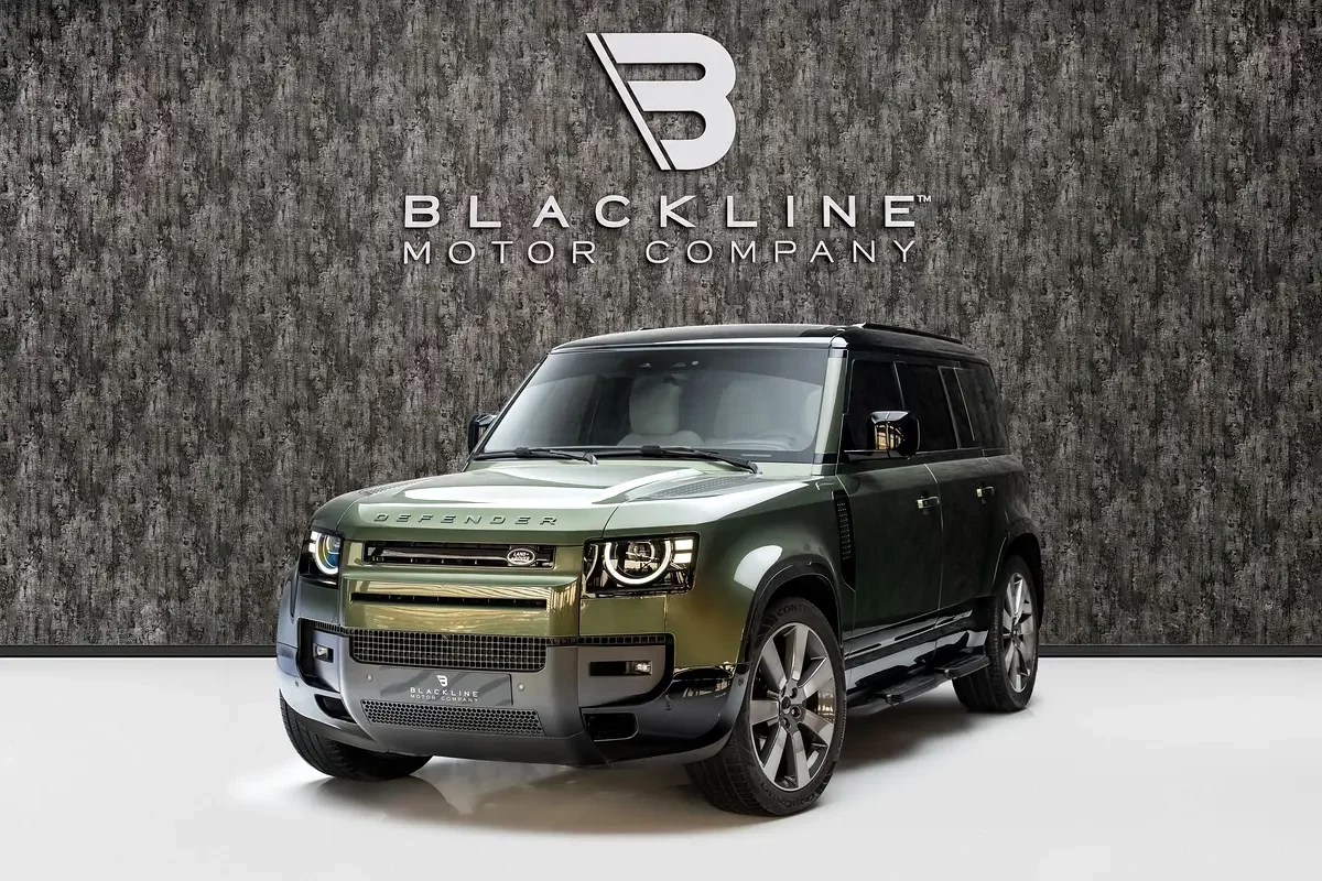 Land Rover Defender (Green)