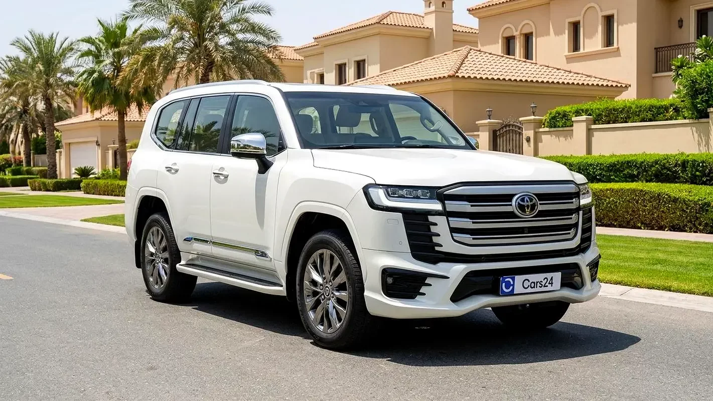 Toyota Land Cruiser (White)