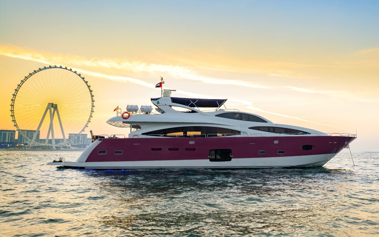 Sky Walker Kona 110 ft (34m) Power boat in Dubai Harbour