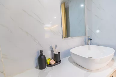 Dubai'de kiralık Sky Walker Ebb 52 ft (16m) Motorlu tekne - Dubai Harbour 3