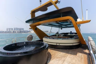 Azimut Anna with Jacuzzi 85 ft (26m) Power boat in Dubai Harbour for rent in Dubai 11