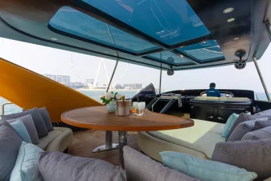 Azimut Anna with Jacuzzi 85 ft (26m) Power boat in Dubai Harbour for rent in Dubai 10