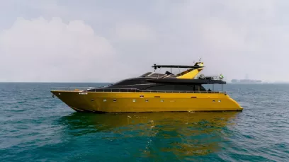 Azimut Anna with Jacuzzi 85 ft (26m) Power boat in Dubai Harbour for rent in Dubai 3