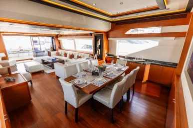 Sky Walker Caliente 96 ft (30m) Power boat in Dubai Harbour for rent in Dubai 15