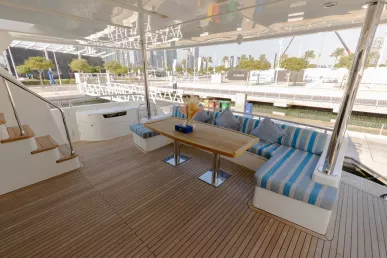 Sky Walker Caliente 96 ft (30m) Power boat in Dubai Harbour for rent in Dubai 4